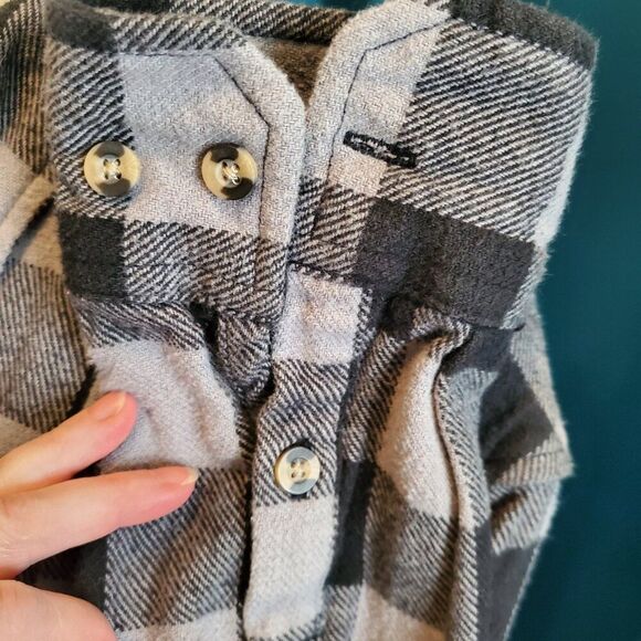 Custom VALHÖLL BREWING Viking Beer Pub Flannel Shacket  Gray/Black Plaid - Large - Picture 7 of 9